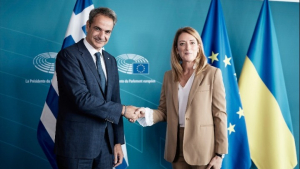 Μετσόλα σε Μητσοτάκη: Η Ελλάδα δεν πρέπει να είναι μόνη, στεκόμαστε στο πλευρό σας