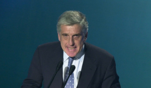 Ποιοί υπουργοί και επιχειρηματίες στηρίζουν την εκδήλωση του Γιάννου Παπαντωνίου για «Στρατηγικές Επενδύσεις»