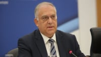 Θεοδωρικάκος: Νέοι κανόνες στην καταναλωτική πίστη - Φρένο στις χρεώσεις των τραπεζών