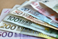 Το ευρώ υποχωρεί 0,11%, στα 1,0817 δολάρια