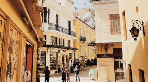 Eurostat: Tο 72,8% των Ελλήνων ζει σε ιδιόκτητες κατοικίες