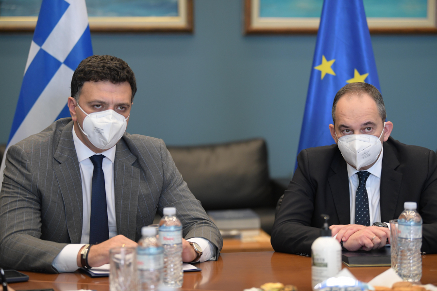 Η βιώσιμη ανάπτυξη της κρουαζιέρας στο επίκεντρο σύσκεψης Πλακιωτάκη - Κικίλια