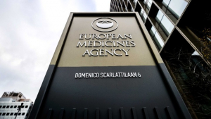 Κορονοϊός - ΕΜΑ: Το "ταχύτερο δυνατό" οι συστάσεις για τη χρήση του χαπιού της Merck