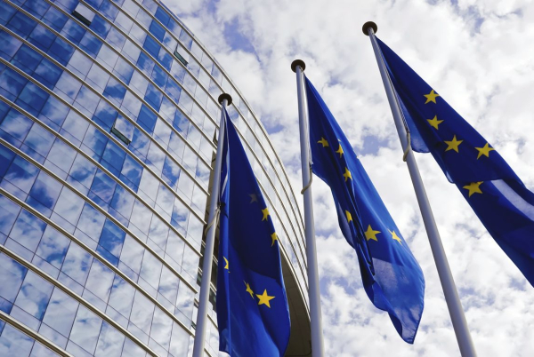 Η Επιτροπή χαιρετίζει την πολιτική συμφωνία επί των νέων δικαιωμάτων των καταναλωτών για εύκολες και ελκυστικές επισκευές
