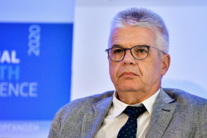 Γώγος: Σε πρώτη φάση απαραίτητο το 65% εμβολιασμένων για τείχος ανοσίας