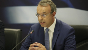 Σταϊκούρας: Στα 350 ευρώ το επίδομα θέρμανσης, περισσότεροι οι δικαιούχοι - Εκτακτη ενίσχυση 250 ευρώ σε 2,3 εκατ. πολίτες