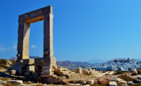 Νάξος: Κορυφαίο ελληνικό νησί για τους Βρετανούς, σύμφωνα με τη Daily Telegraph