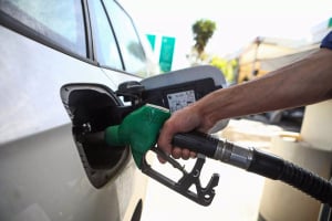 Παπαγεωργίου (πρόεδρος πρατηριούχων): 20% φθηνότερη η βενζίνη τα Χριστούγεννα από το καλοκαίρι