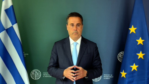 ΥΠΕΝ: Στήριξη σε πάνω από 1 εκ. επιχειρήσεις για την κάλυψη της αύξησης στην τιμή του ρεύματος