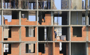 ΕΛΣΤΑΤ: Σημαντική μείωση 17,4% της οικοδομικής δραστηριότητας στο πρώτο πεντάμηνο του 2025