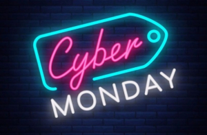 Cyber Monday με εκπτώσεις και προσφορές - Τι να προσέχουν οι καταναλωτές