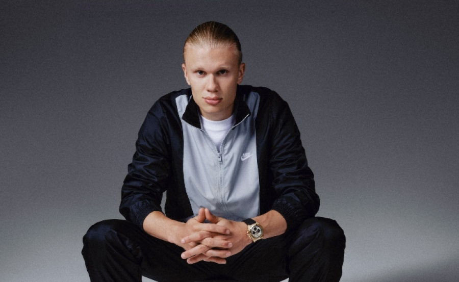 H Breitling παρουσιάζει το Erling Haaland signature chronomat