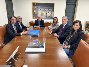 Ελληνική Ένωση Καφέ: Συνάντηση της νέας διοίκησης με τον υπουργό Οικονομικών Κωστή Χατζηδάκη