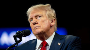 Τραμπ: Καταδικάζει τη "βάναυση" στάση των Δημοκρατικών απέναντι στον Τζο Μπάιντεν