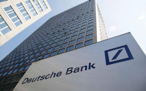 Deutsche Bank: Γιατί η ΕΚΤ δεν ενεργοποιεί ένα νέο πρόγραμμα στήριξης αγοράς ομολόγων