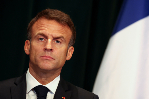 Γαλλία: Προβληματισμός για την επίσκεψη Μακρόν στη Μέση Ανατολή