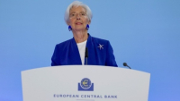 Λαγκάρντ: Οι κίνδυνοι για πληθωρισμό και ανάπτυξη στην ευρωζώνη είναι πιο ισορροπημένοι