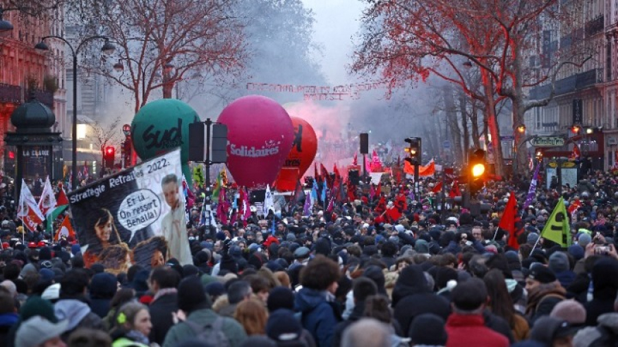 Γαλλία: Τα συνδικάτα καλούν σε νέες κινητοποιήσεις για το συνταξιοδοτικό