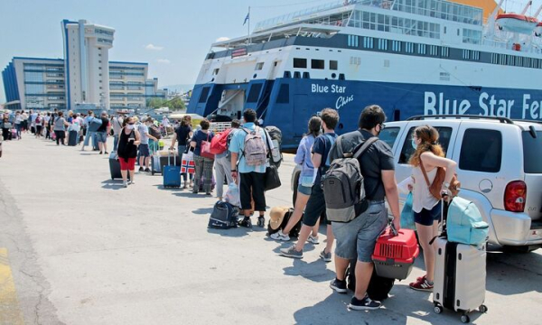 Αύξηση 8,59% στην επιβατική κίνηση στα λιμάνια