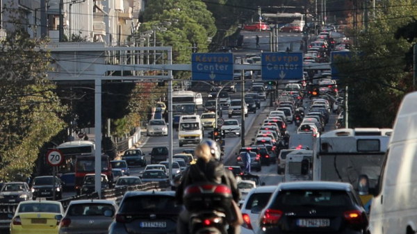 Νέα προθεσμία για άδειες κυκλοφορίας και πινακίδες σε μεταχειρισμένα ρυμουλκούμενα