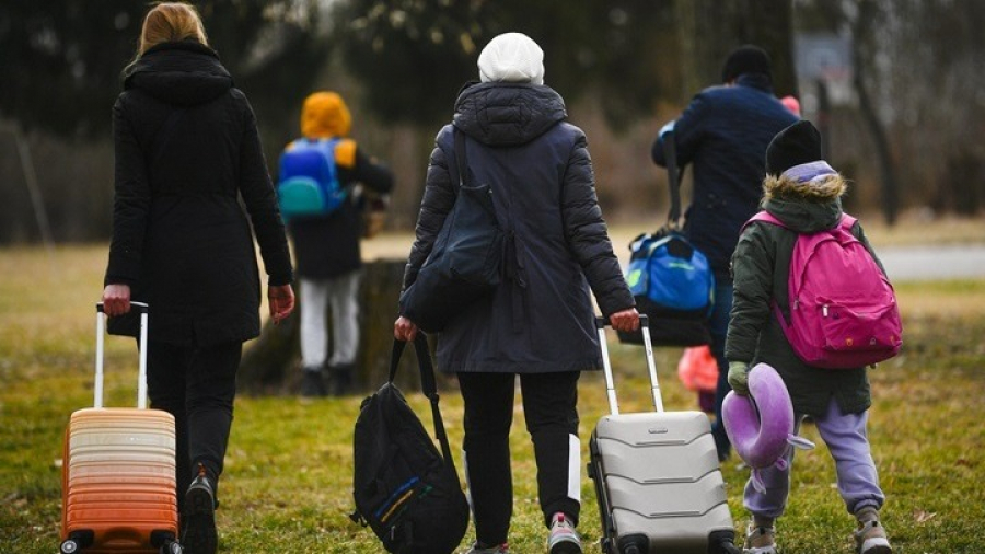 Πάνω από 450.000 πρόσφυγες έχουν καταφύγει στην Πολωνία