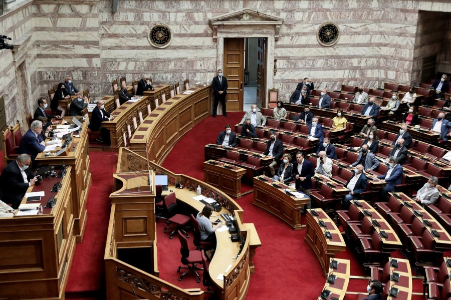 Βουλή: Κατάθεση τροπολογίας για 12μηνη παράταση χορήγησης φορολογικής και ασφαλιστικής ενημερότητας στην ΕΑΣ ΑΒΕΕ
