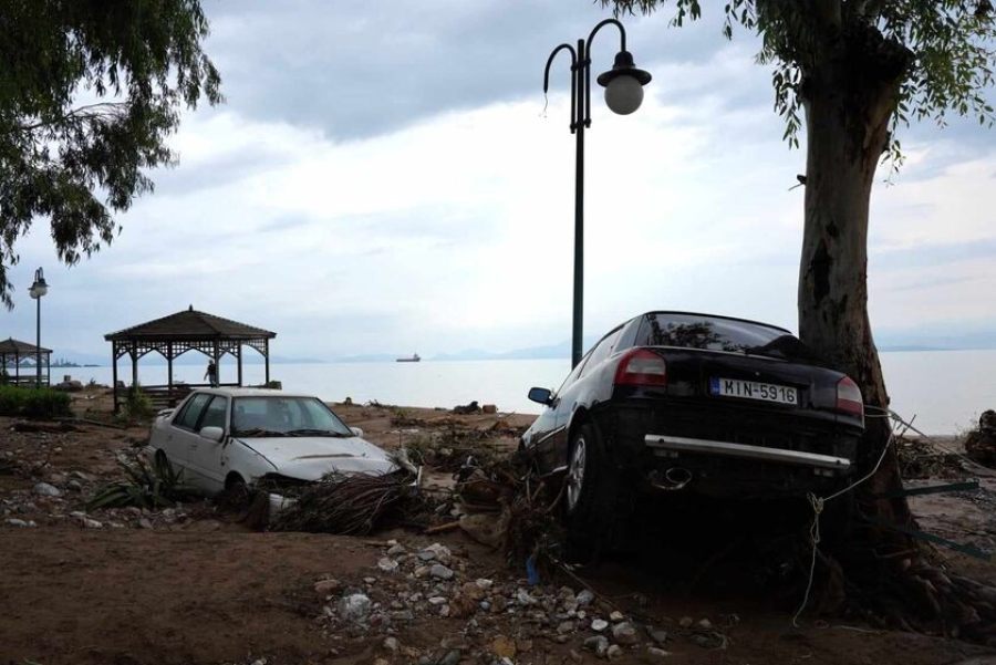 Ξεκίνησε η δύσκολη αποκατάσταση του παραλιακού μετώπου της Μαγνησίας