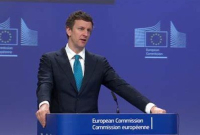 ΕΕ: Τη «βαθιά λύπη» της για την αύξηση των δασμών στον χάλυβα από τις ΗΠΑ, εξέφρασε η Επιτροπή