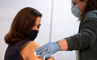 Κύπρος: Υλοποιήσιμος ο στόχος για εμβολιασμό με την 1η δόση του 65% του πληθυσμού μέχρι τέλη Ιουνίου