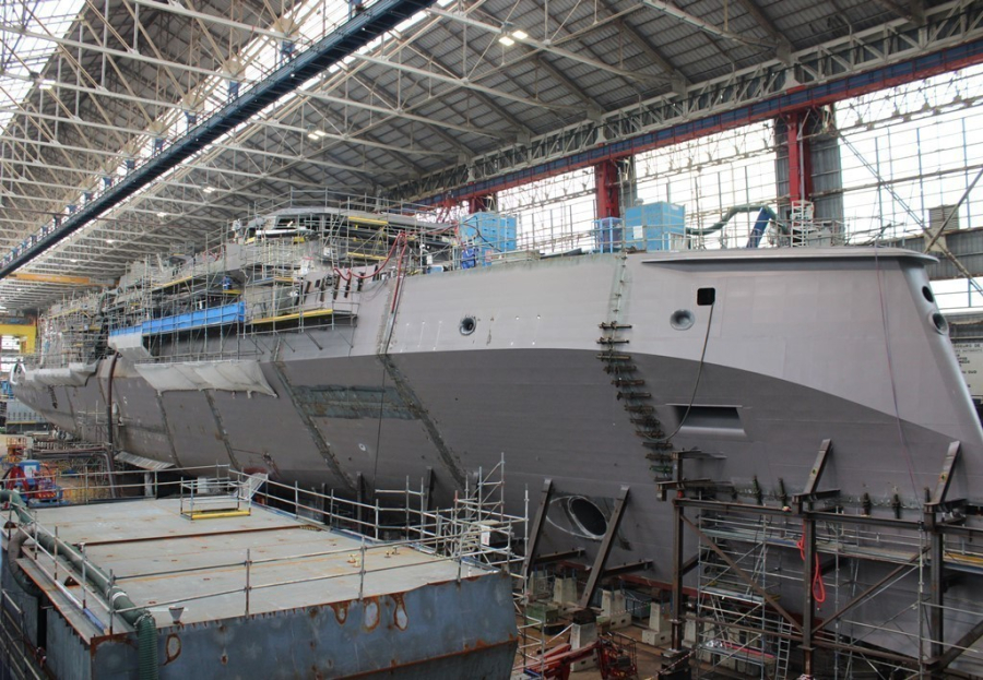 Στη Γαλλία τα τμήματα της τρίτης ελληνικής φρεγάτας «Φορμίων» που κατασκευάστηκαν στα ναυπηγεία Σαλαμίνας