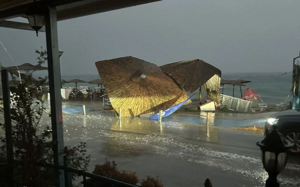 Ξαφνικό μπουρίνι στις Σέρρες προκάλεσε καταστροφές