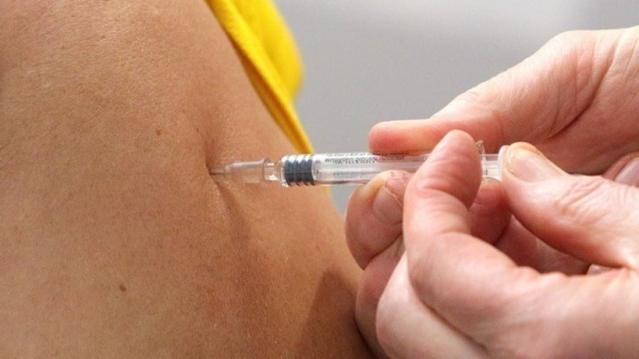 Εμβολιασμοί χωρίς ραντεβού στη Θεσσαλονίκη