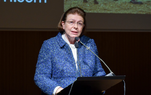 Μενδώνη: Ανιστόρητοι οι ισχυρισμοί του Βρετανικού Μουσείου