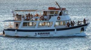 Θεσσαλονίκη: Καθημερινά δρομολόγια και τον Σεπτέμβριο με το καραβάκι στον Θερμαϊκό