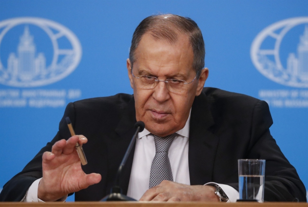Επίθεση Λαβρόφ στην Αθήνα: «Η Ελλάδα διέκοψε συνεργασία δεκαετιών με τη Ρωσία»
