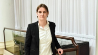 Σερβία: Ανέλαβε καθήκοντα υπηρεσιακής προέδρου η Άνα Μπρνάμπιτς