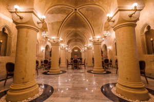 Η Wyndham άνοιξε το πρώτο της ξενοδοχείο - σπηλιά στην Καππαδοκία