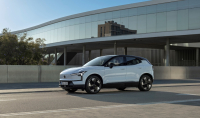 Volvo: Από 29.900 ευρώ το EX30 και συνολικό όφελος έως 10.000 ευρώ για όλα τα ηλεκτρικά της
