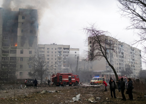 Ουκρανία: Μαίνονται οι επιθέσεις στο Τσερνίχιβ - «Ολονύχτιοι οι βομβαρδισμοί», αναφέρει ο δήμαρχος της πόλης