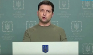 Αντιδράσεις από την ομιλία Ζελένσκι στη Βουλή, καθώς παρενέβη στρατιώτης από το τάγμα Αζόφ