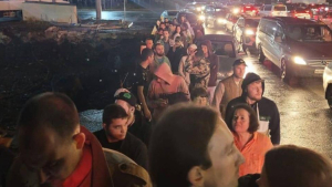 Ρωσία: Ουρές χιλιομέτρων από αυτοκίνητα στις οδικές συνοριακές διαβάσεις