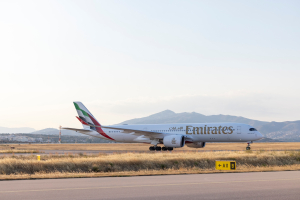 Emirates: Εντάσσει το νέο Airbus A350 στο δρομολόγιο Αθήνα-Ντουμπάι
