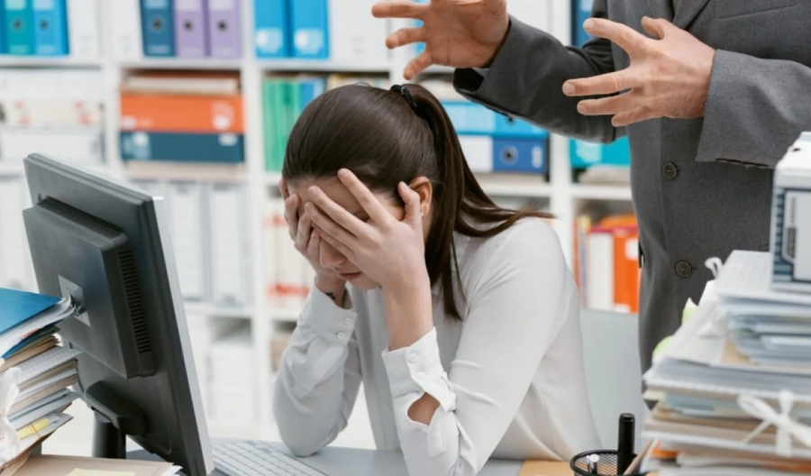 Επιθεώρηση Εργασίας: Αύξηση 43% σε περιστατικά βίας και παρενόχλησης στην εργασία το 2025