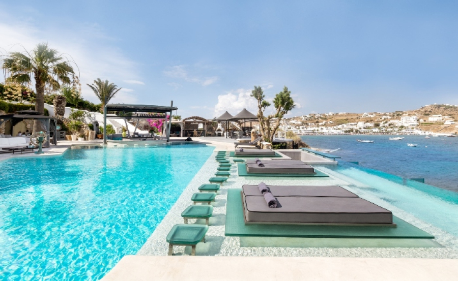 Τα 5 αστέρων Kivotos Mykonos και Kivotos Santorini εντάσσονται στην Preferred Hotels &amp; Resorts