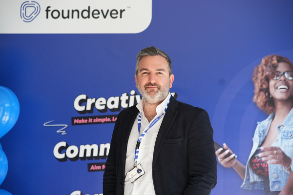 Η Foundever™ανακηρύχθηκε «Εταιρία της Χρονιάς» από την Frost &amp; Sullivan