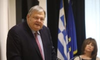 Βενιζέλος: Σφάλμα η θέση Μητσοτάκη ότι η παρακολούθηση ήταν τυπικά νόμιμη, πολιτικά εσφαλμένη