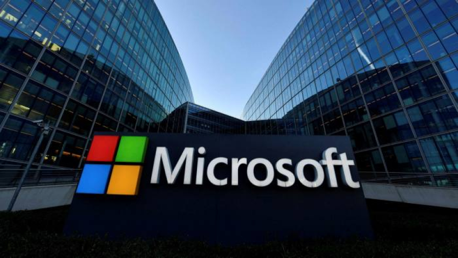 Microsoft: Άλμα εσόδων 18% με “καύσιμο” το cloud και την AI