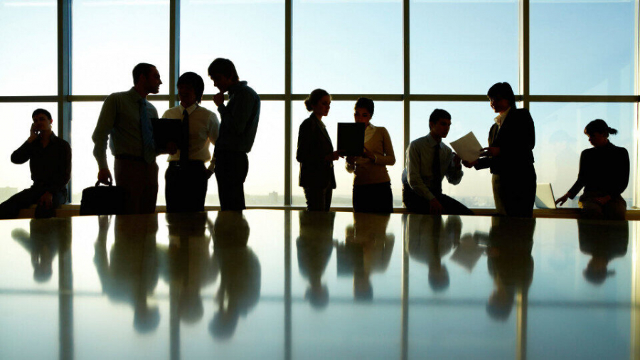 Μειώνονται οι γυναίκες σε ανώτερες διοικητικές θέσεις στην Ελλάδα και αυξάνονται παγκοσμίως