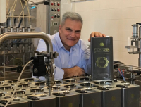 ELAWON: Η εταιρεία με τις 100 βραβεύσεις που ταξιδεύει λάδι και άλλα προϊόντα της ελληνικής γης στα πέρατα του κόσμου