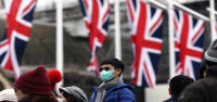 M. Βρετανία: Υπό εξέταση η δοκιμή ενός συστήματος υγειονομικού διαβατηρίου
